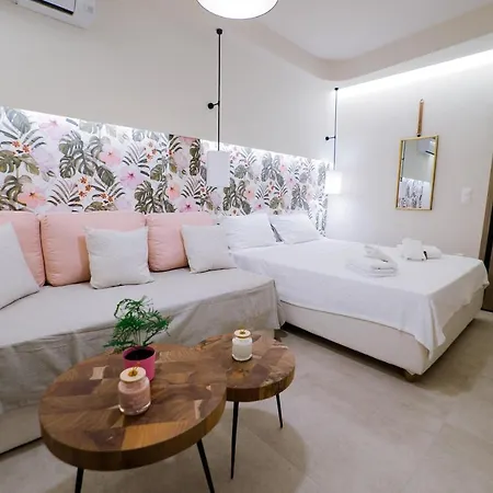 Pinky Pearl Apartman Lutráki