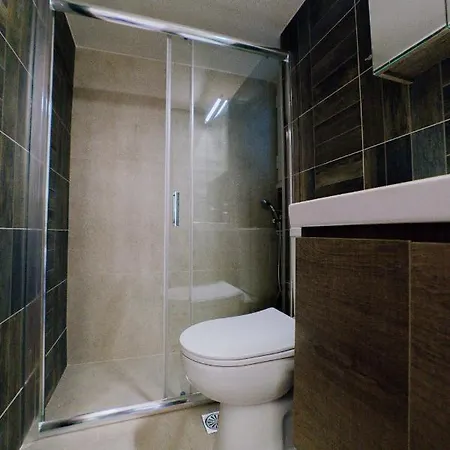 Pinky Pearl Apartment